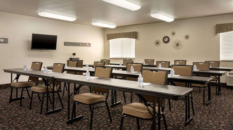 <b>Baymont by Wyndham Wellington Meeting</b>. Images powered by <a href="https://iceportal.shijigroup.com/" title="IcePortal" target="_blank">IcePortal</a>.