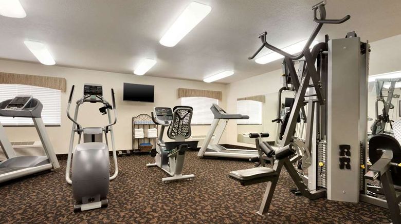 <b>Baymont by Wyndham Wellington Health</b>. Images powered by <a href="https://iceportal.shijigroup.com/" title="IcePortal" target="_blank">IcePortal</a>.