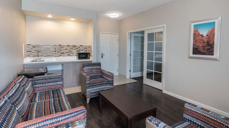 <b>Baymont Inn & Suites Albuquerque Arpt Suite</b>. Images powered by <a href="https://iceportal.shijigroup.com/" title="IcePortal" target="_blank">IcePortal</a>.