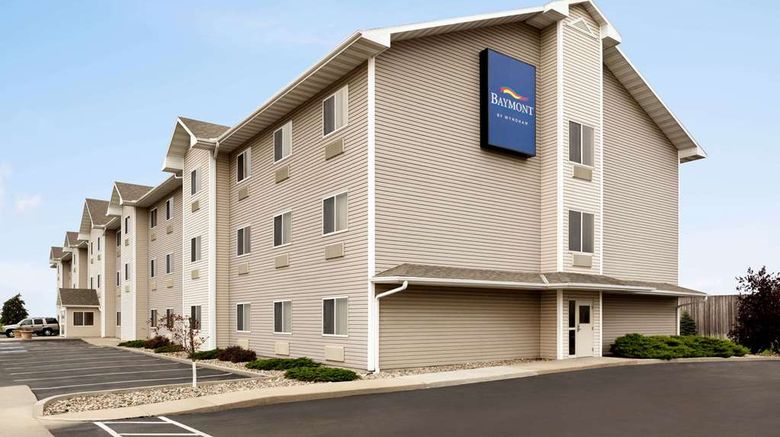 <b>Baymont Inn & Suites Fremont Exterior</b>. Images powered by <a href="https://iceportal.shijigroup.com/" title="IcePortal" target="_blank">IcePortal</a>.