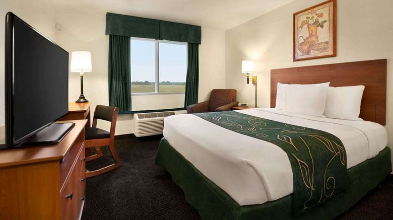 <b>Baymont Inn & Suites Fremont Room</b>. Images powered by <a href="https://iceportal.shijigroup.com/" title="IcePortal" target="_blank">IcePortal</a>.