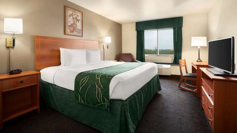 <b>Baymont Inn & Suites Fremont Room</b>. Images powered by <a href="https://iceportal.shijigroup.com/" title="IcePortal" target="_blank">IcePortal</a>.