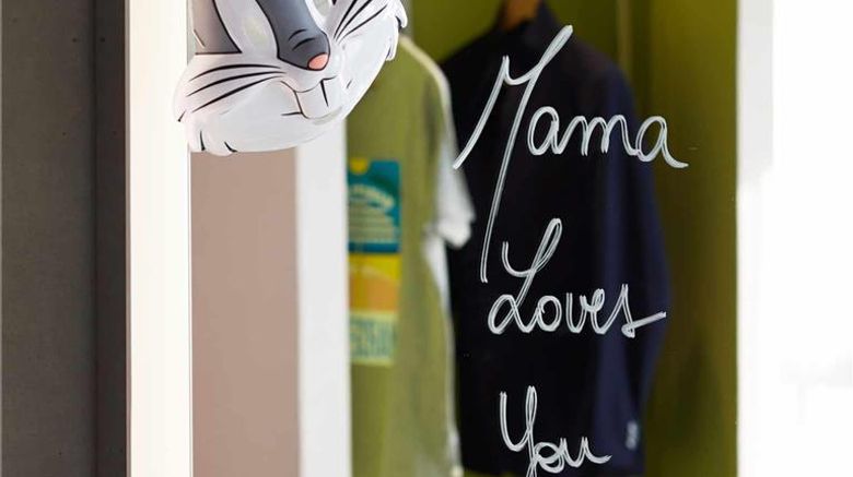 <b>Mama Shelter Marseille Room</b>. Images powered by <a href="https://iceportal.shijigroup.com/" title="IcePortal" target="_blank">IcePortal</a>.