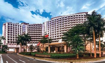 Harbour Plaza Metropolis