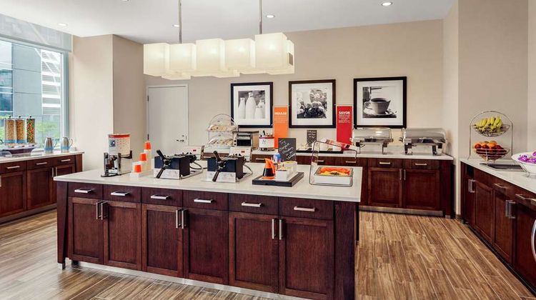 Hampton Inn Chicago McCormick Place Restaurant
