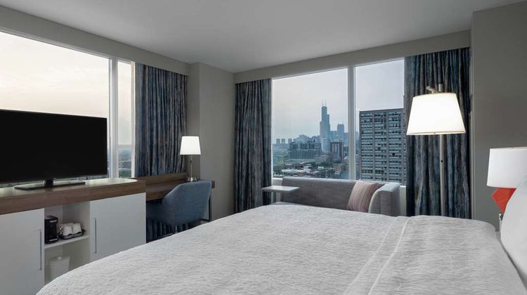 Hampton Inn Chicago McCormick Place Room