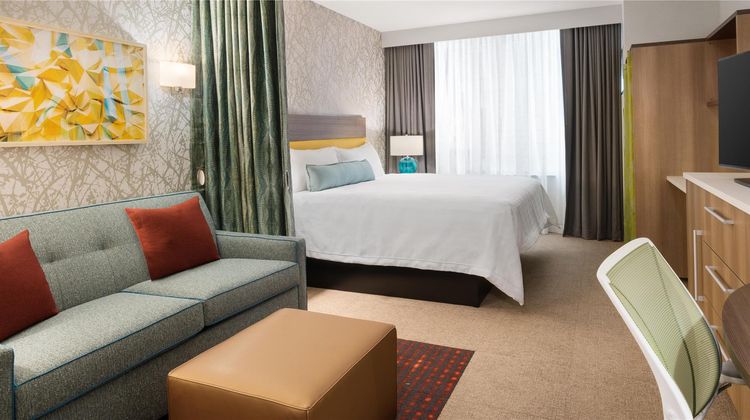 Home2 Suites Chicago McCormick Place Room
