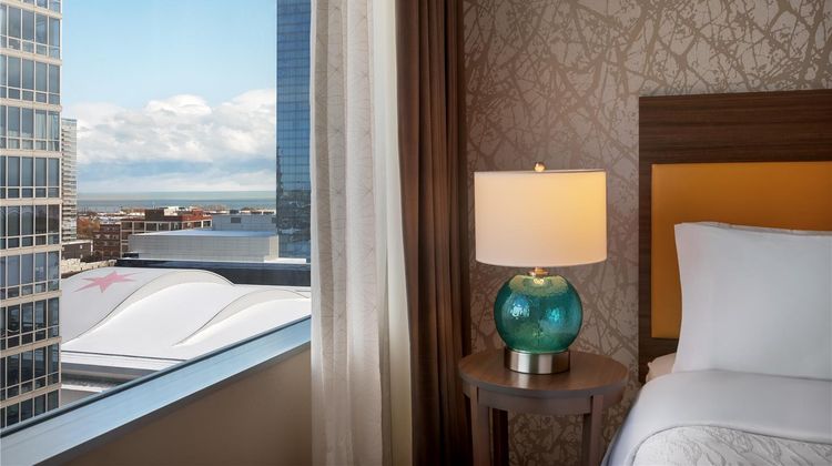 Home2 Suites Chicago McCormick Place Room