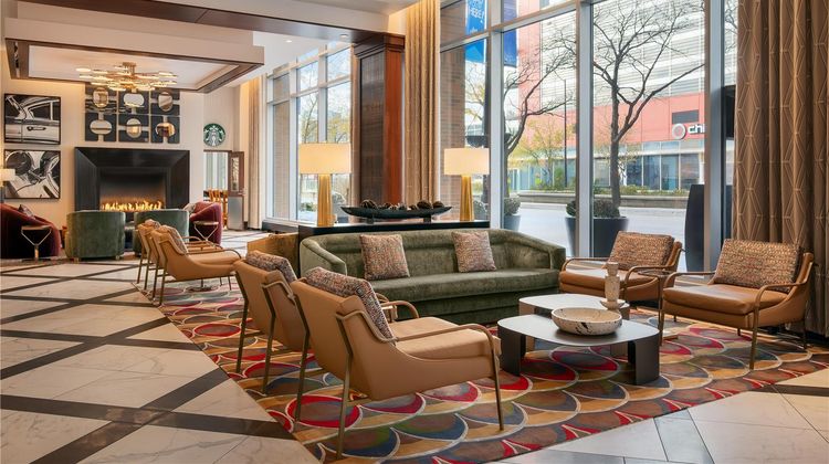 Hilton Garden Inn McCormick Place Lobby