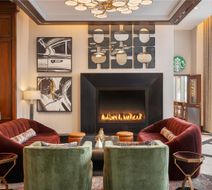 Hilton Garden Inn McCormick Place Lobby