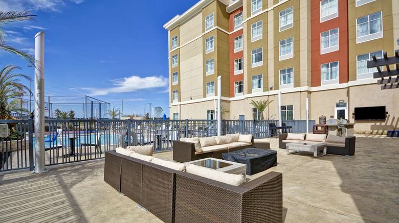 <b>Homewood Suites Conroe Exterior</b>. Images powered by <a href="https://iceportal.shijigroup.com/" title="IcePortal" target="_blank">IcePortal</a>.