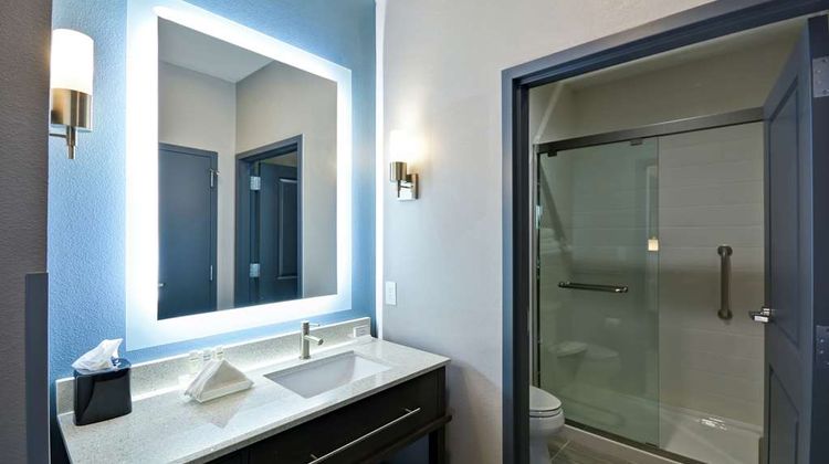 Homewood Suites Conroe Room