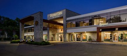 The Kingsley Bloomfield Hills - a DoubleTree Exterior