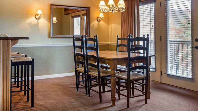 <b>Bluegreen Vac Blue Ridge Village, Ascend Room</b>. Images powered by <a href="https://iceportal.shijigroup.com/" title="IcePortal" target="_blank">IcePortal</a>.