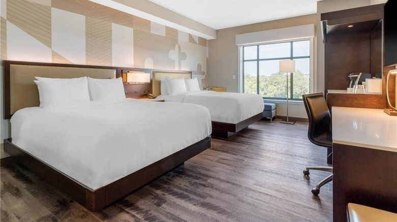<b>CAMBRiA Hotel College Park Room</b>. Images powered by <a href="https://iceportal.shijigroup.com/" title="IcePortal" target="_blank">IcePortal</a>.
