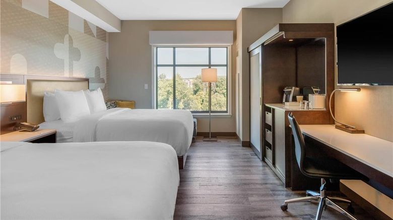<b>CAMBRiA Hotel College Park Room</b>. Images powered by <a href="https://iceportal.shijigroup.com/" title="IcePortal" target="_blank">IcePortal</a>.