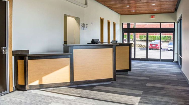 Quality Inn & Suites Clackamas-Portland Lobby