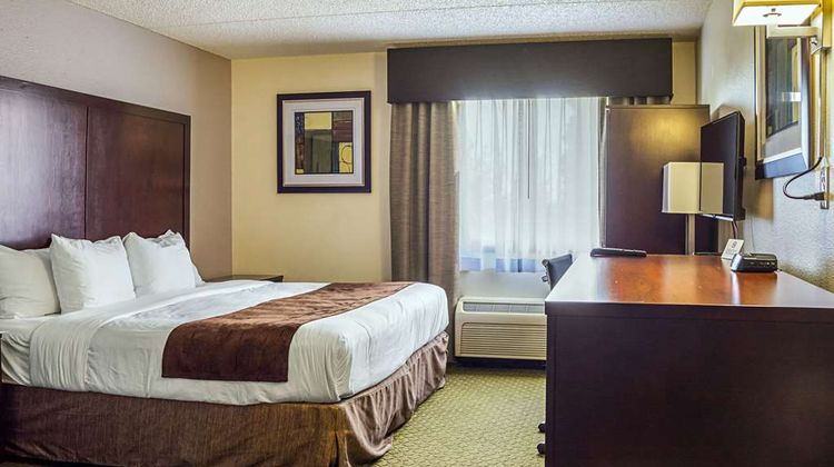 Quality Inn & Suites Clackamas-Portland Room