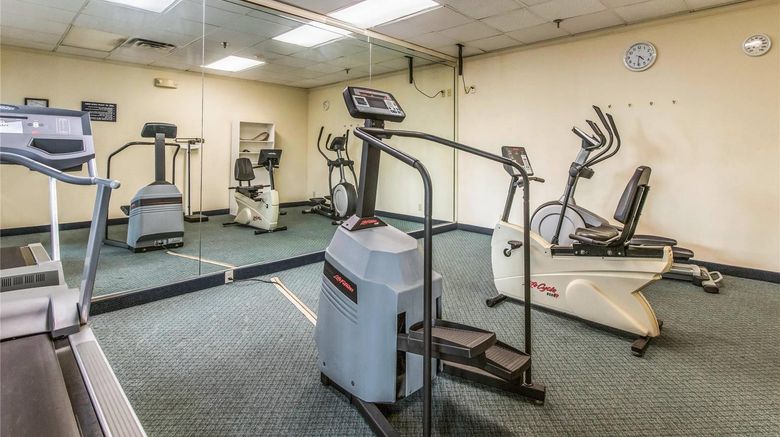 <b>Clarion Inn & Suites Health</b>. Images powered by <a href="https://iceportal.shijigroup.com/" title="IcePortal" target="_blank">IcePortal</a>.