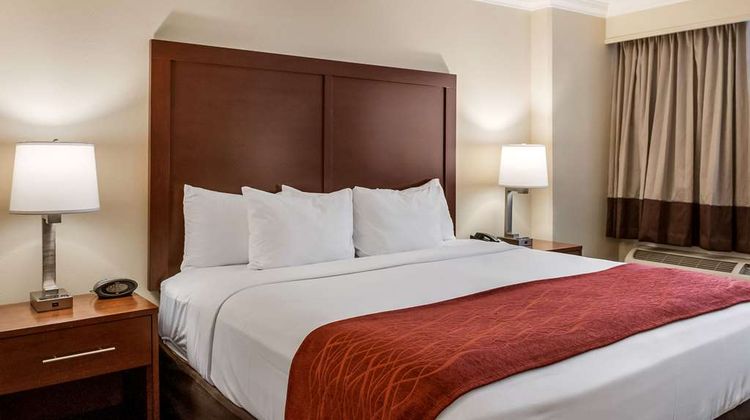 Comfort Inn & Suites At Copeland Tower Room