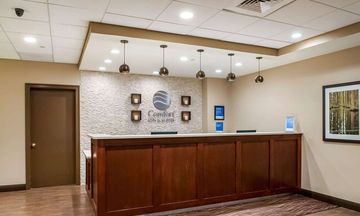 Comfort Inn & Suites At Copeland Tower