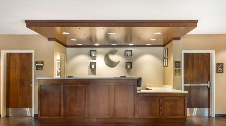 Comfort Inn & Suites Birmingham Lobby