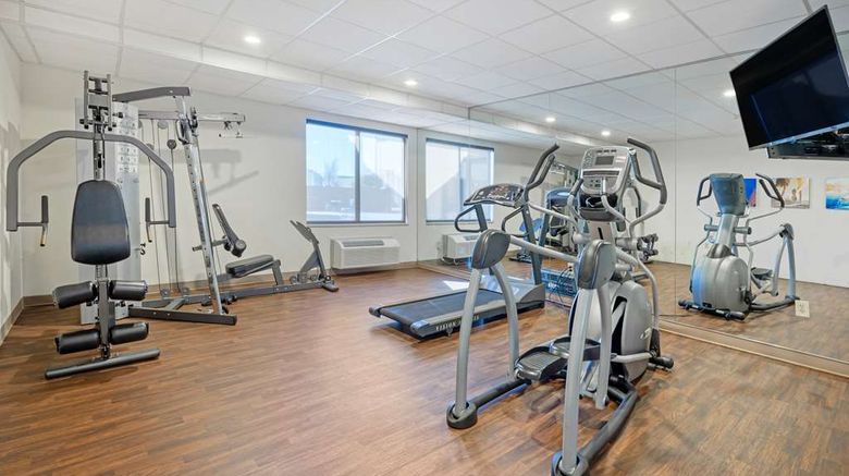 <b>Comfort Inn & Suites, Wichita Health</b>. Images powered by <a href="https://iceportal.shijigroup.com/" title="IcePortal" target="_blank">IcePortal</a>.