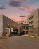 Comfort Inn & Suites, Wichita