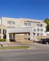 Comfort Inn & Suites, Wichita