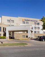 Comfort Inn & Suites, Wichita