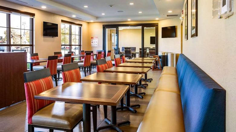 <b>Comfort Inn & Suites Niagara Falls Restaurant</b>. Images powered by <a href="https://iceportal.shijigroup.com/" title="IcePortal" target="_blank">IcePortal</a>.