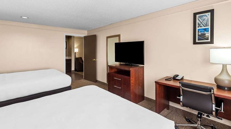 <b>Comfort Inn & Suites Heath Suite</b>. Images powered by <a href="https://iceportal.shijigroup.com/" title="IcePortal" target="_blank">IcePortal</a>.