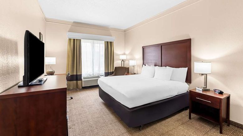 <b>Comfort Inn & Suites Heath Room</b>. Images powered by <a href="https://iceportal.shijigroup.com/" title="IcePortal" target="_blank">IcePortal</a>.