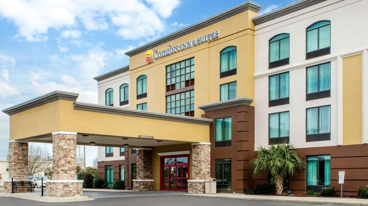 Comfort Inn and Suites Biloxi-DIberville Exterior