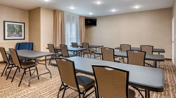 Comfort Inn & Suites Northern Kentucky Meeting