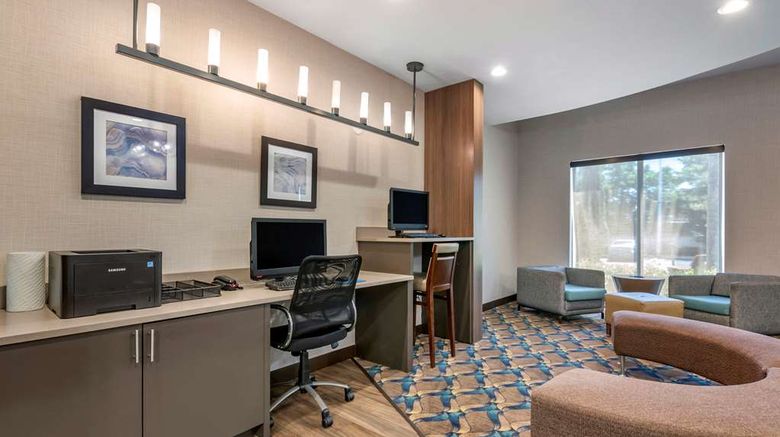 <b>Comfort Suites Ft. Airport & Cruise Port Other</b>. Images powered by <a href="https://iceportal.shijigroup.com/" title="IcePortal" target="_blank">IcePortal</a>.