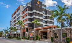 Comfort Suites Ft. Airport & Cruise Port