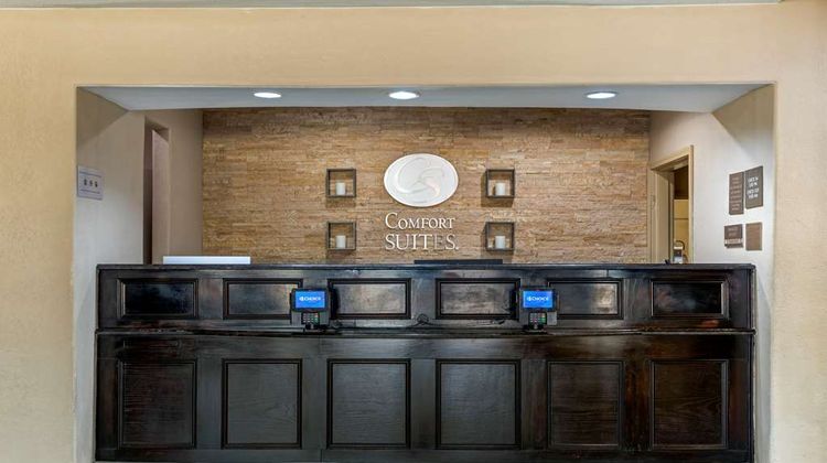 Comfort Suites Gainesville Lobby