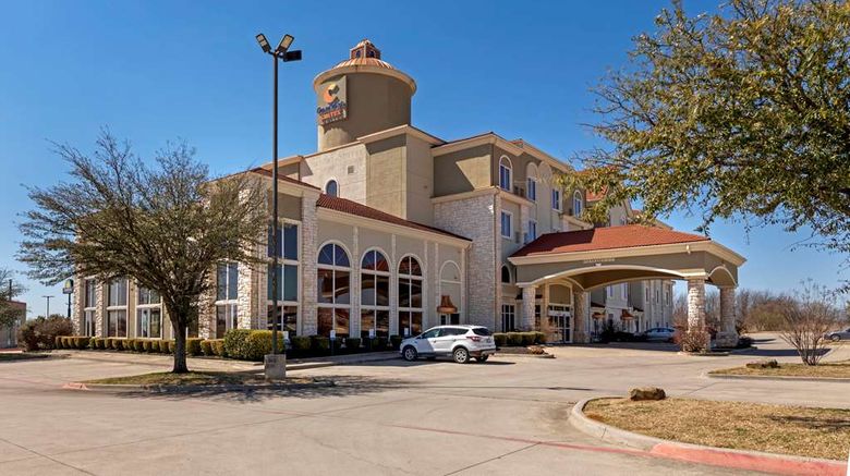 Comfort Suites Gainesville Exterior. Images powered by <a href="https://iceportal.shijigroup.com" target="_blank" rel="noopener">Ice Portal</a>.