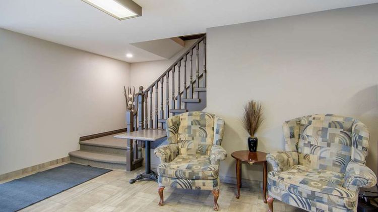 Econo Lodge Hotel Regina Lobby