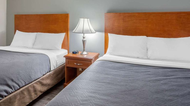 <b>Econo Lodge Hotel Regina Room</b>. Images powered by <a href="https://iceportal.shijigroup.com/" title="IcePortal" target="_blank">IcePortal</a>.