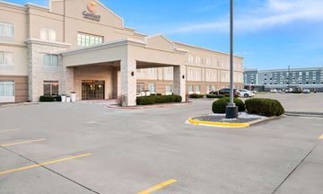 Comfort Inn & Suites Decatur-Forsyth