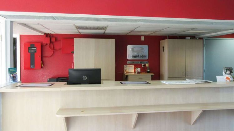 Econo Lodge Paducah Lobby