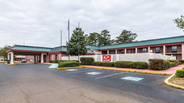 Econo Lodge Columbus near Airport Exterior. Images powered by <a href="https://iceportal.shijigroup.com" target="_blank" rel="noopener">Ice Portal</a>.