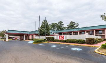 Econo Lodge Columbus near Airport