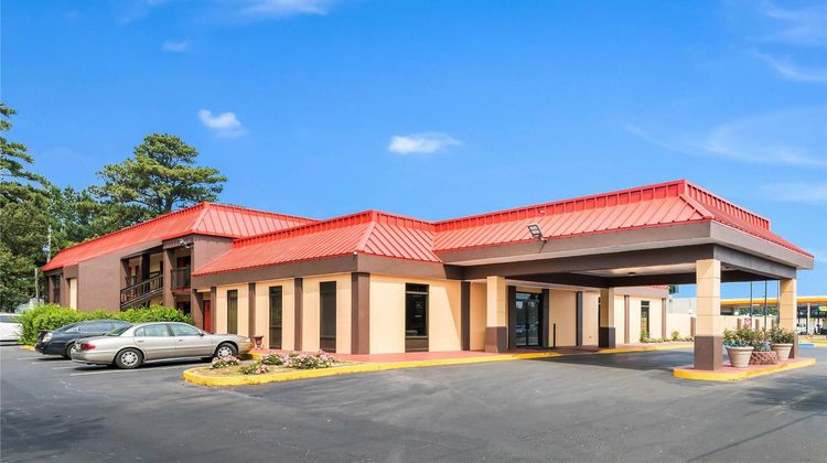 Econo Lodge Columbus near Airport Exterior