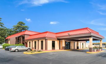 Econo Lodge Columbus near Airport