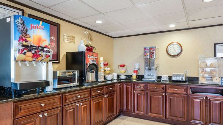Econo Lodge Quakertown Restaurant