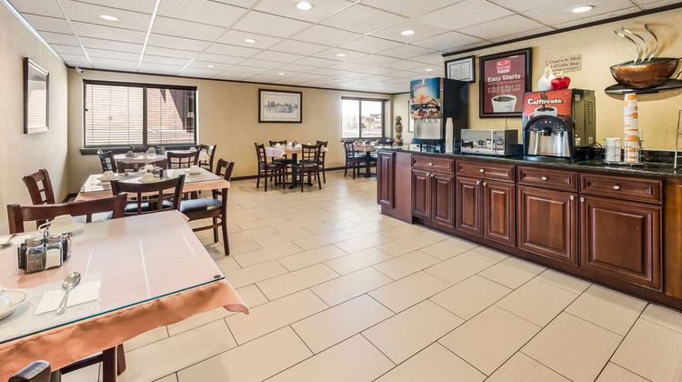 Econo Lodge Quakertown Restaurant