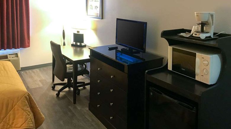 <b>Rodeway Inn Stephenville Room</b>. Images powered by <a href="https://iceportal.shijigroup.com/" title="IcePortal" target="_blank">IcePortal</a>.